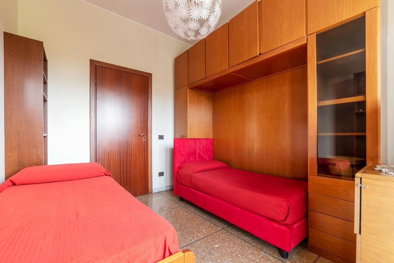 Monteverde Roomy Apartment Sun And Flowers Roma Eksteriør bilde