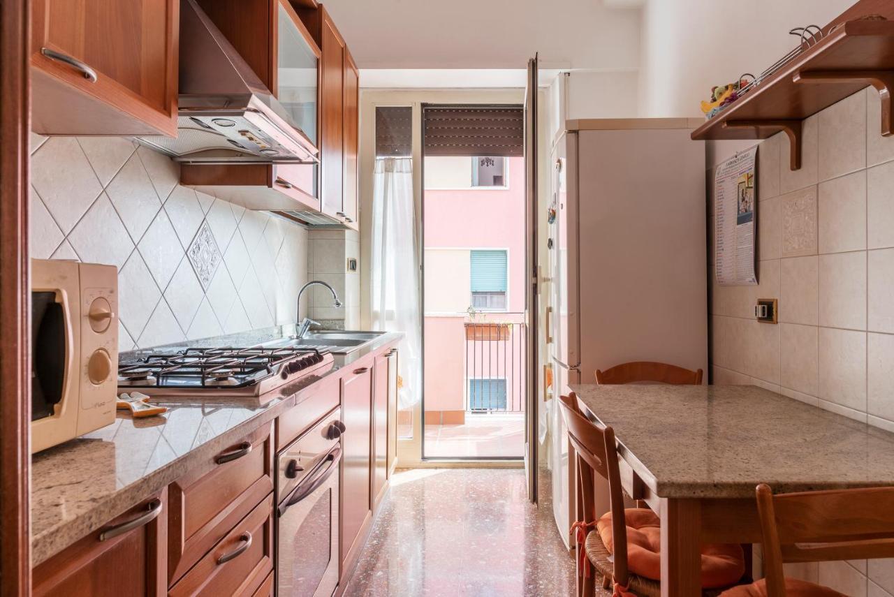 Monteverde Roomy Apartment Sun And Flowers Roma Eksteriør bilde